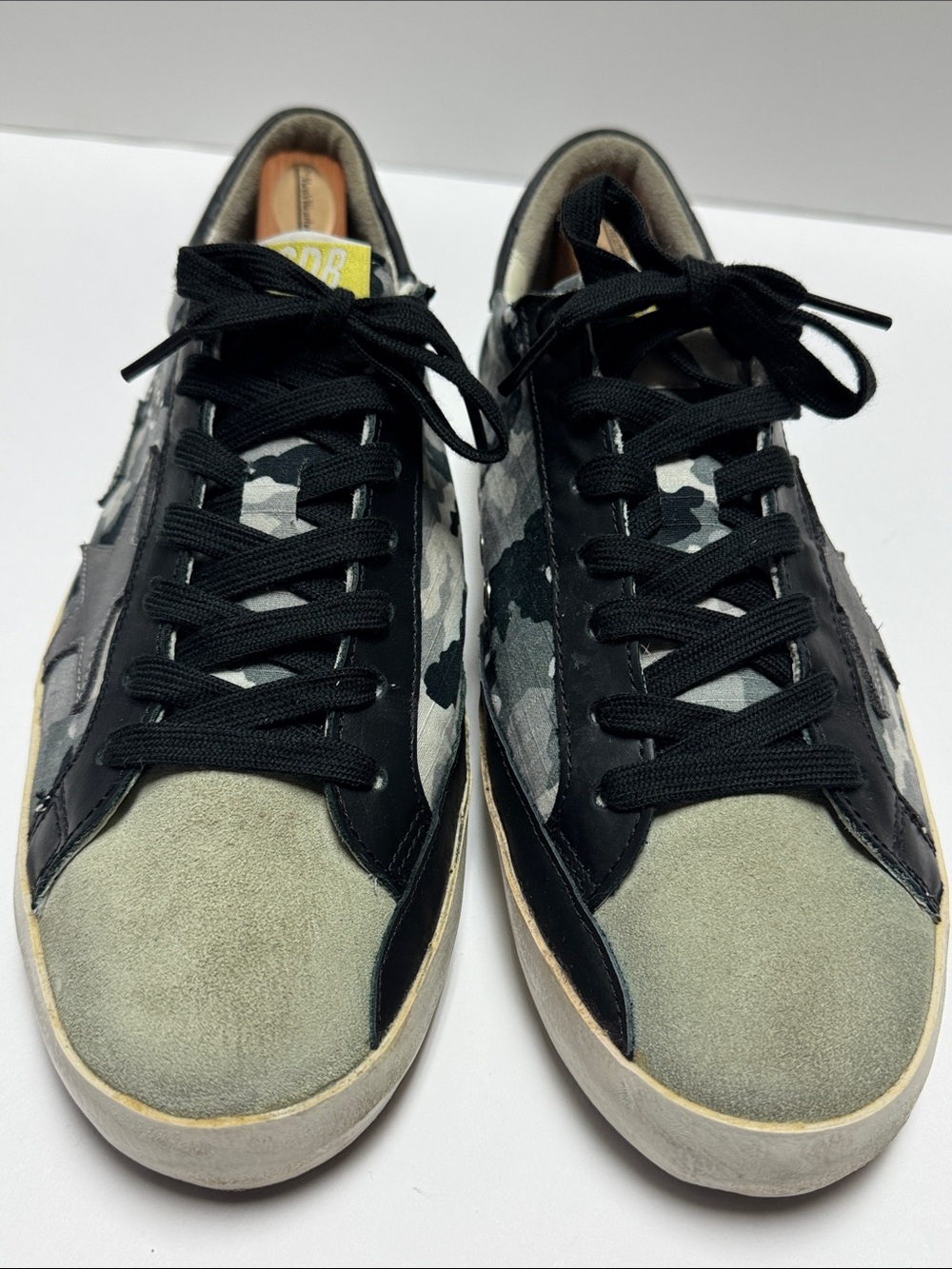 Golden Goose Men’s Gray Camo Superstar Sneakers with Black Accents - Picture 6 of 12